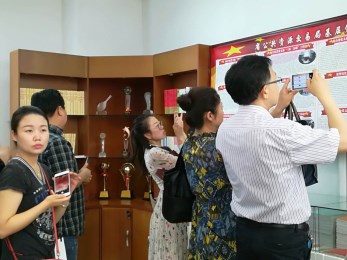 甘肅演藝集團(tuán)黨委參加文化系統(tǒng)黨支部建設(shè)標(biāo)準(zhǔn)化動員學(xué)習(xí)活動