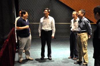 金秋迎暖陽——甘肅演藝集團(tuán)黨委書記、董事長陳其銀蒞臨省歌舞劇院調(diào)研考察