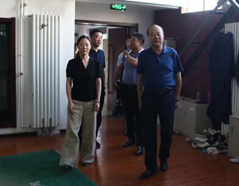 甘肅演藝集團副總經(jīng)理王衛(wèi)平、張國偉一行到秦腔藝術劇院調研