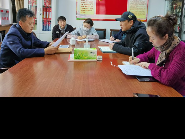 甘肅演藝集團(tuán)黨委委員、副總經(jīng)理龍富國(guó)赴甘肅演藝集團(tuán)話劇院調(diào)研指導(dǎo)工作